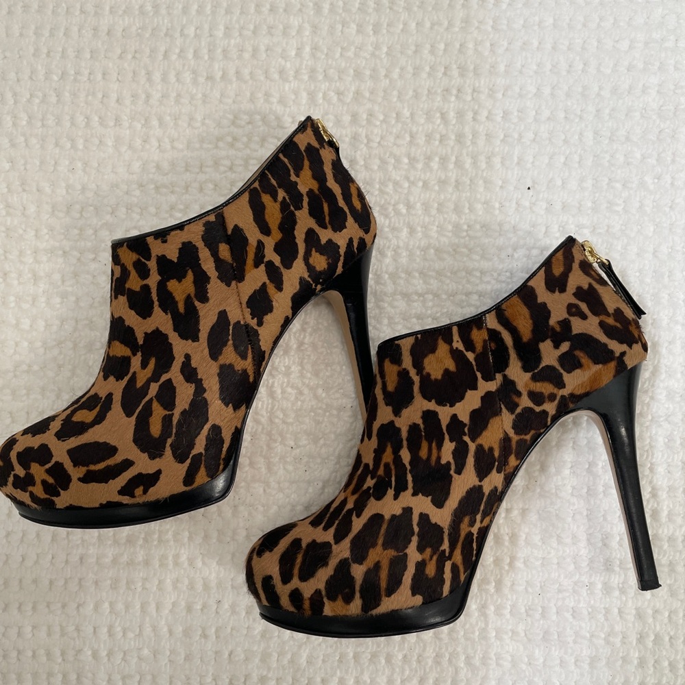 Nine West Leopard Print Booties, Size6.5 - image 1